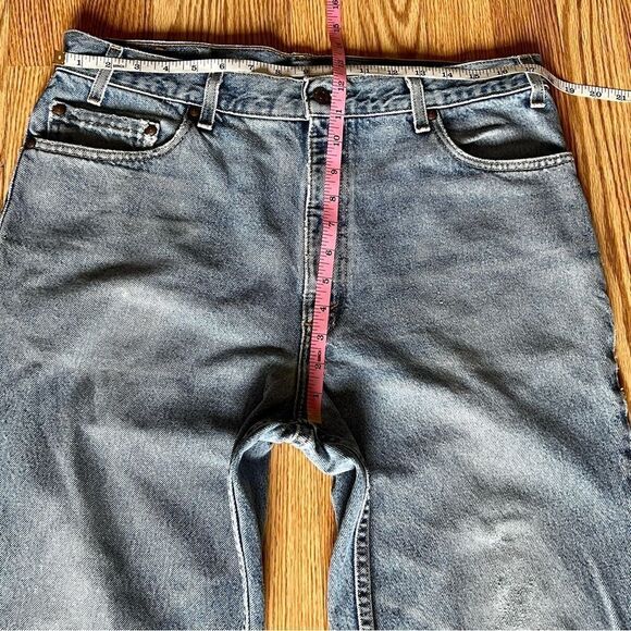 VINTAGE Levi’s 540 Brown Tab Relaxed Fit Jeans. - Picture 11 of 16